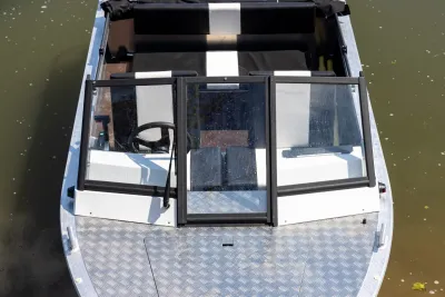 Моторная лодка Салют PRO 430 JET обложка