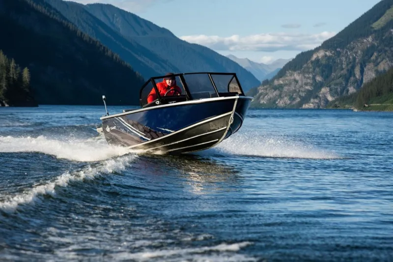 Каютный катер Салют 480 Neo Fish, фото: 2