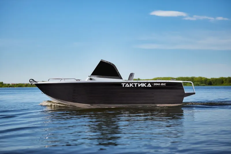 Дистанционная лодка Тактика 390 DC (Comfort), фото: 2