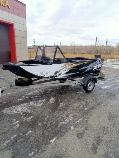 Каютный катер Тайшет 400 PRO обложка