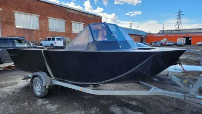 Каютный катер Варяг 550Jet ST обложка