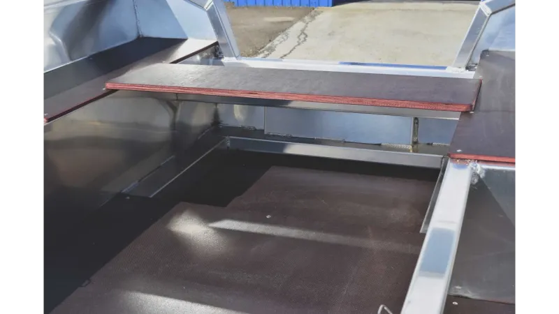 Моторная лодка Неман-400 Р PRO, фото: 7