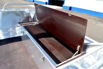 Моторная лодка Wyatboat-430 Master обложка