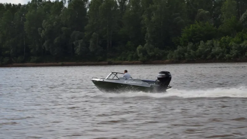 Алюминиевая лодка Неман 500 DC водомёт, фото: 2