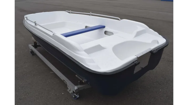 Стеклопластиковая лодка Пингвин New (тримаран), фото: 8