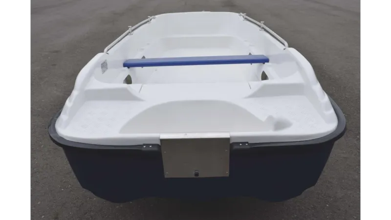 Стеклопластиковая лодка Пингвин New (тримаран), фото: 6