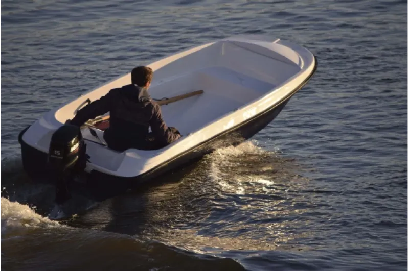 Стеклопластиковая лодка Пингвин (тримаран), фото: 17