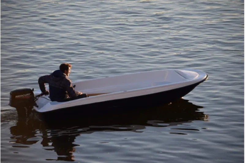 Стеклопластиковая лодка Пингвин (тримаран), фото: 16