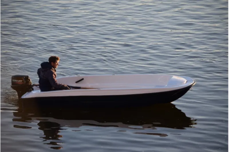 Стеклопластиковая лодка Пингвин (тримаран), фото: 15