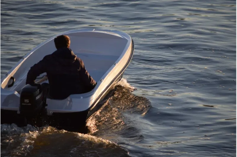 Стеклопластиковая лодка Пингвин (тримаран), фото: 13