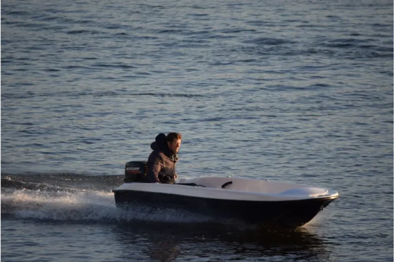 Стеклопластиковая лодка Пингвин (тримаран), фото: 12