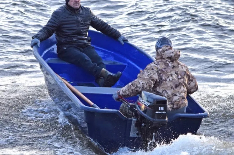 Стеклопластиковая лодка Neman-340 (тримаран), фото: 19