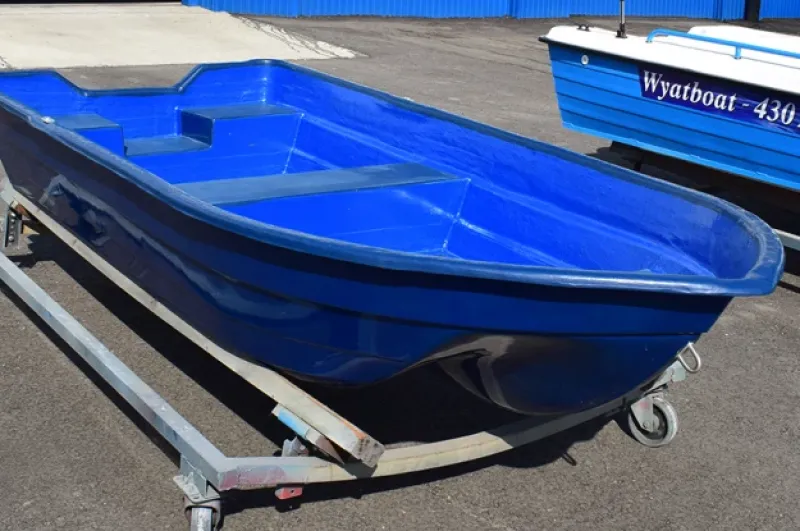 Стеклопластиковая лодка Neman-340 (тримаран), фото: 16