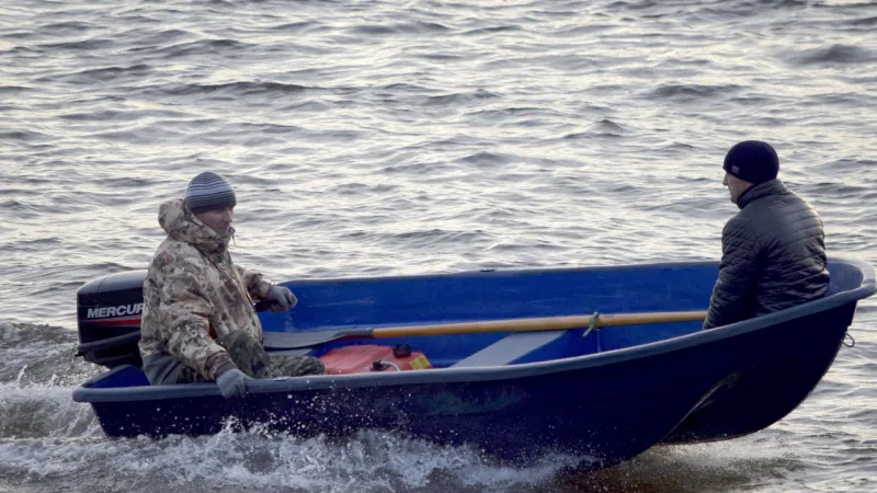 Стеклопластиковая лодка Neman-340 (тримаран), фото: 10