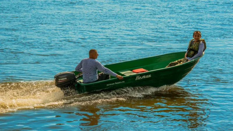 Стеклопластиковая лодка Neman-340 (тримаран), фото: 7