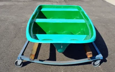 Стеклопластиковая лодка Стеклопластиковая лодка Старт (тримаран) обложка