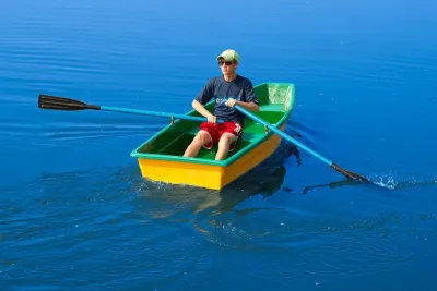 Моторная лодка Малютка обложка