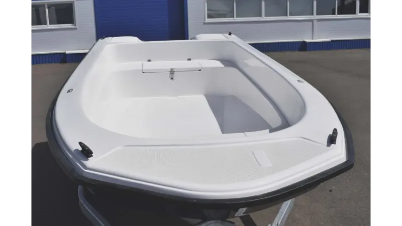 Стеклопластиковая лодка Wyatboat 430 тримаран, фото: 5