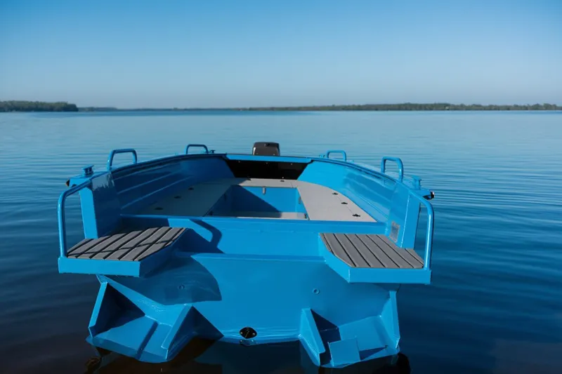 Каютный катер Тактика 390 Р Fish, фото: 1