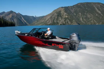 Лодка Aluma Storm 517