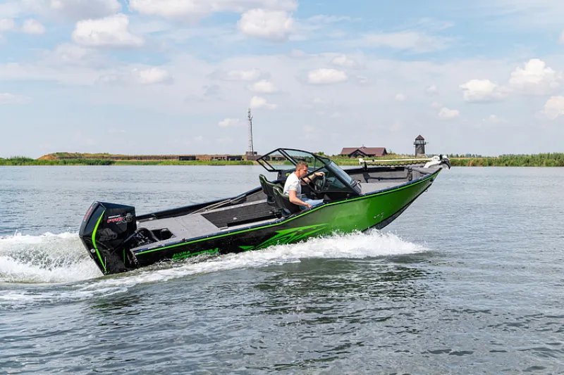 Алюминиевая лодка Aluma Storm 577, фото: 21