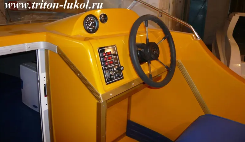 Пластиковая лодка Тритон-540, фото: 9