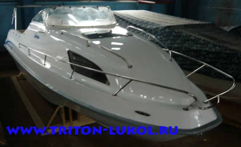 Пластиковая лодка Тритон-540, фото: 1