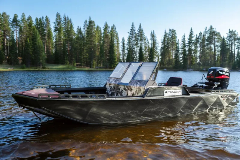 Пластиковая лодка Tundra boats 520, фото: 1