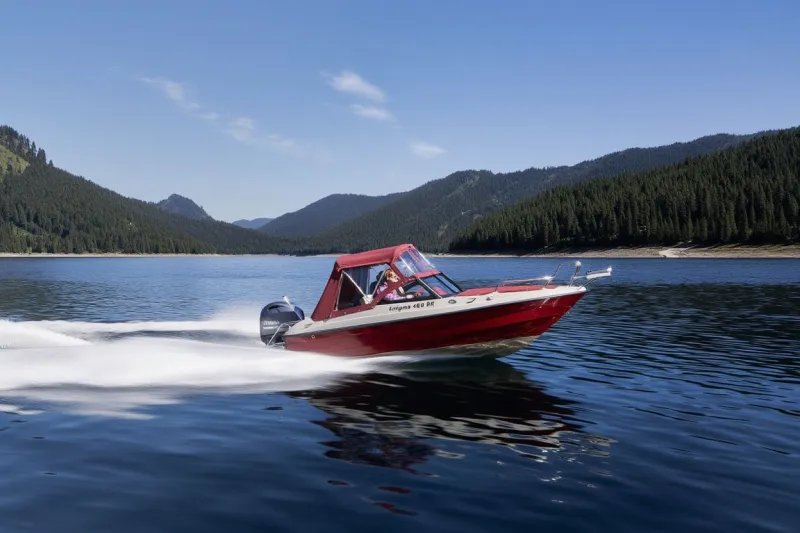 Пластиковая лодка Enigma 460 BR, фото: 4